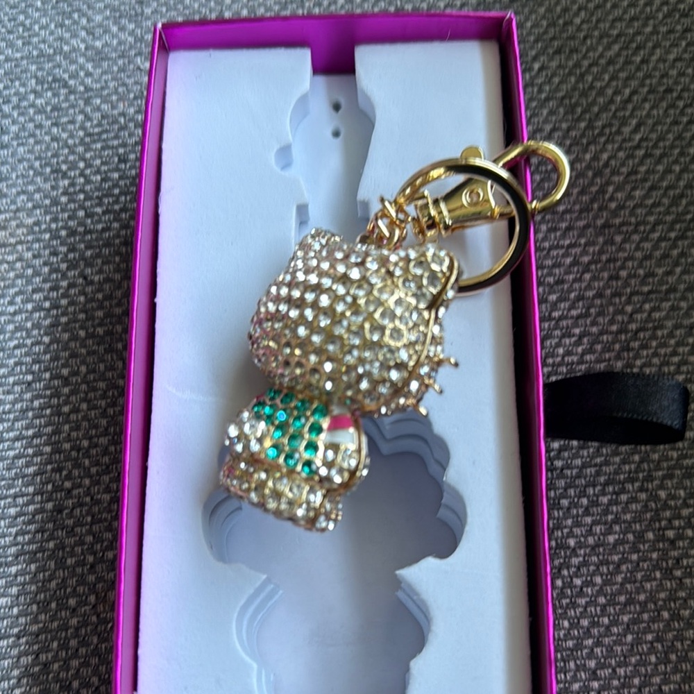 Hello Kitty Rhinestone Keychain - Picture 2 of 3
